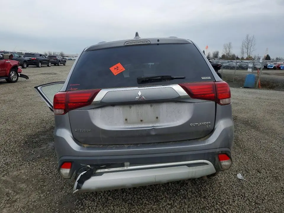 2019 MITSUBISHI OUTLANDER SE  