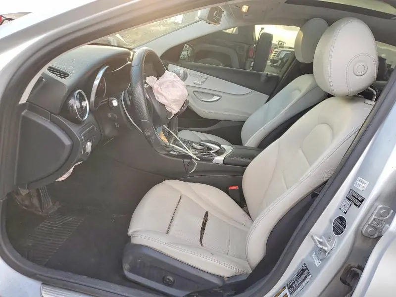 2015 MERCEDES-BENZ C 300  