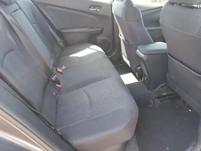 2016 TOYOTA PRIUS   