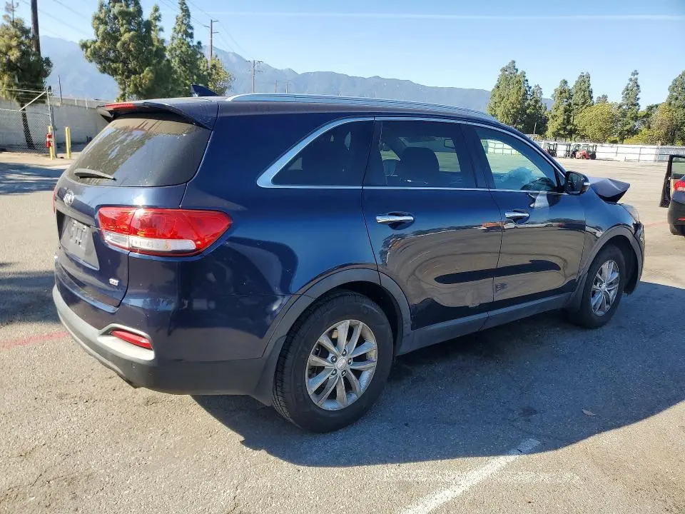 2016 KIA SORENTO LX  