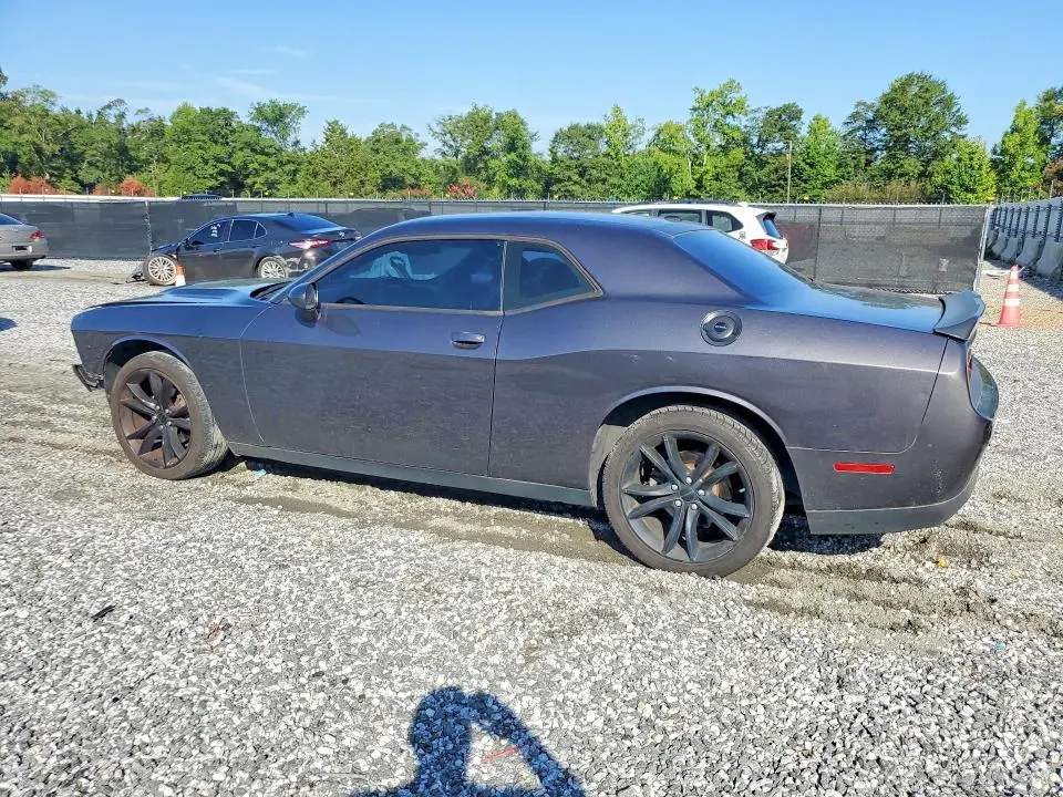 2016 DODGE CHALLENGER SXT  