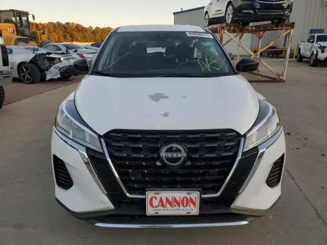 2024 NISSAN KICKS S  