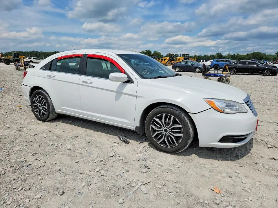 2014 CHRYSLER 200 LX  
