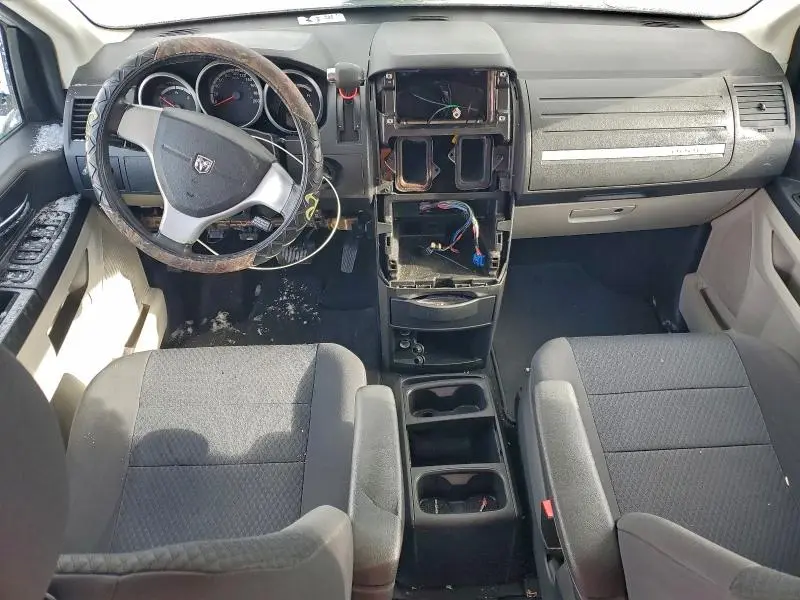 2010 DODGE GRAND CARAVAN SE  