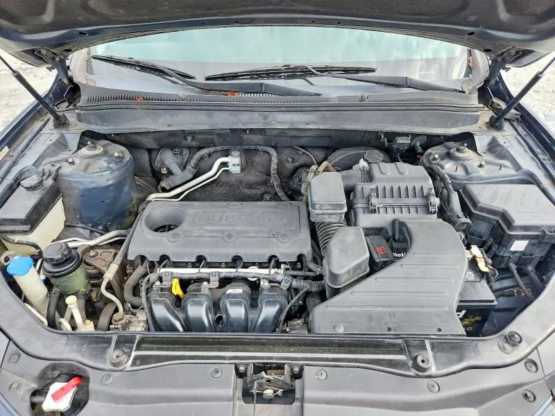 2010 HYUNDAI SANTA FE GLS  