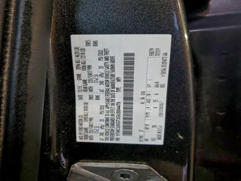 2016 FORD ESCAPE SE  