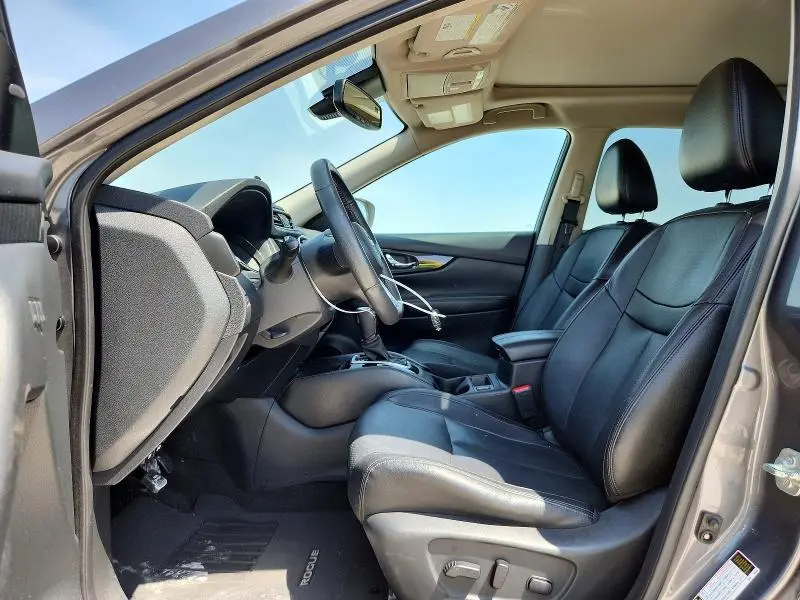 2017 NISSAN ROGUE SL  