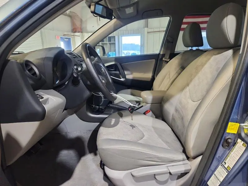 2012 TOYOTA RAV4 BASE  