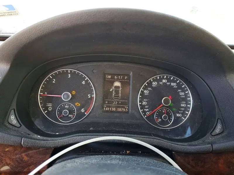 2013 VOLKSWAGEN PASSAT SEL  