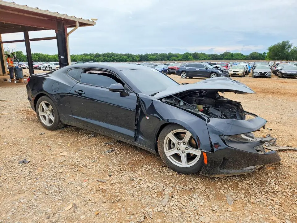 2019 CHEVROLET CAMARO LS  
