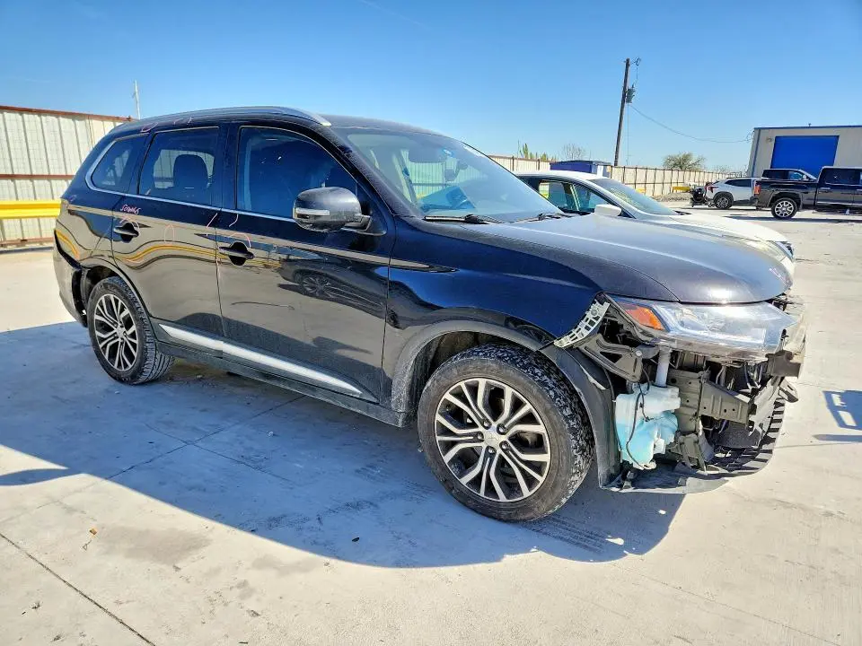 2018 MITSUBISHI OUTLANDER SE  