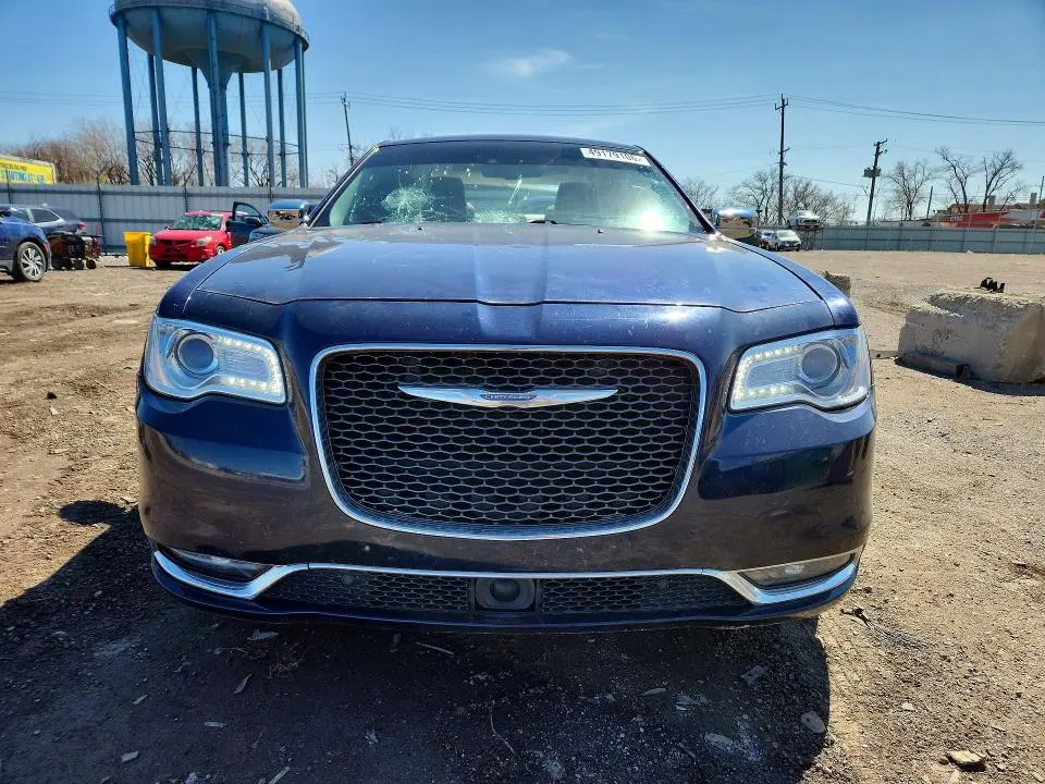 2016 CHRYSLER 300C   