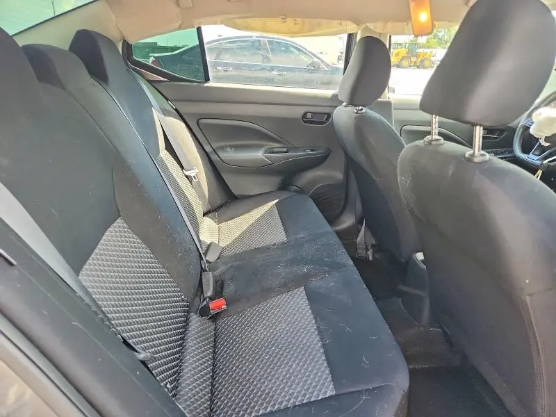 2023 NISSAN VERSA S  