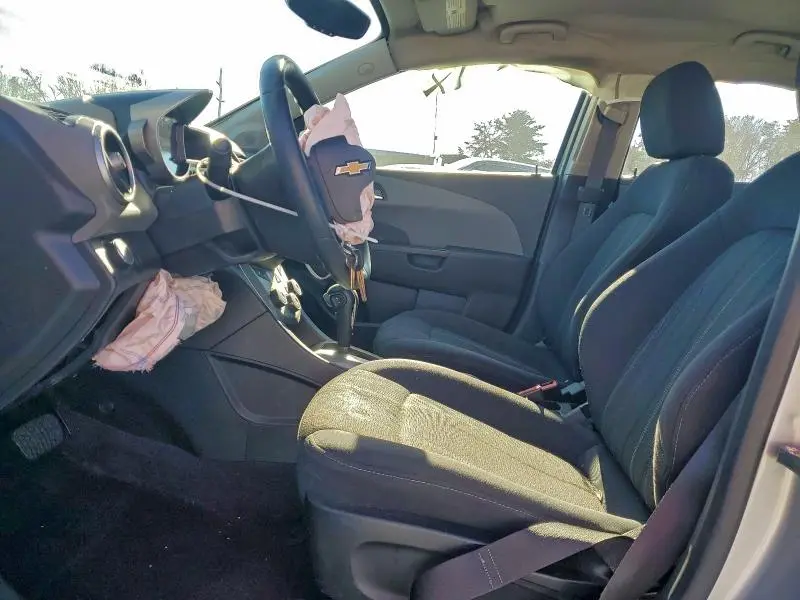 2014 CHEVROLET SONIC LT  