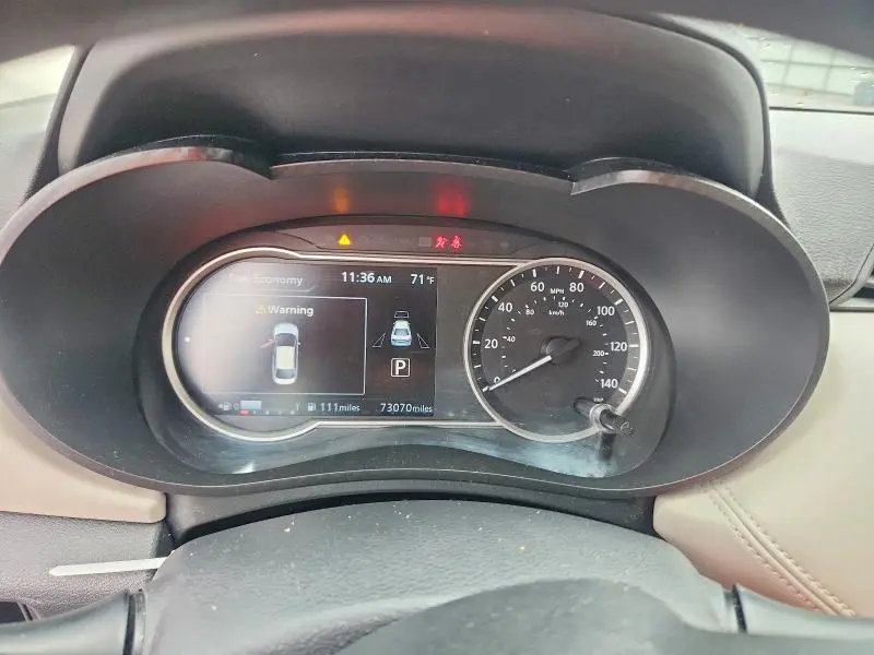2020 NISSAN VERSA SV  