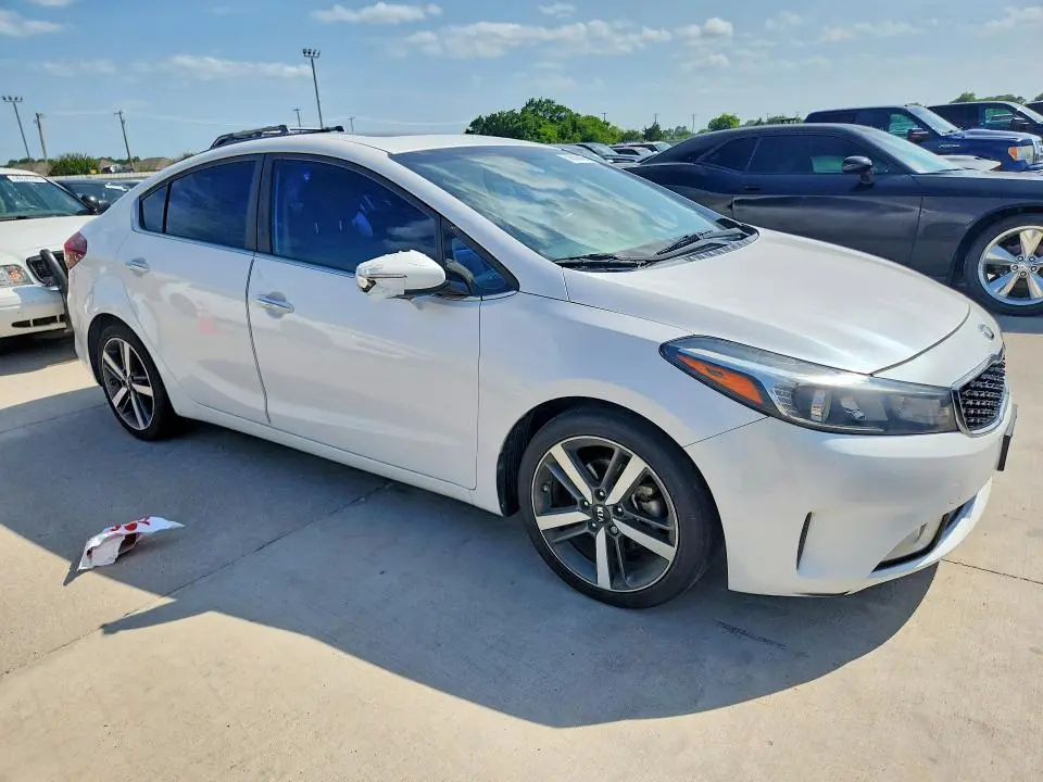 2017 KIA FORTE EX  