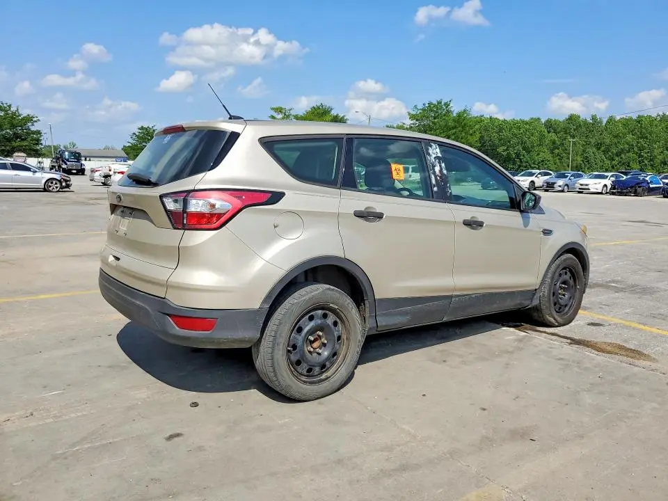 2017 FORD ESCAPE S  