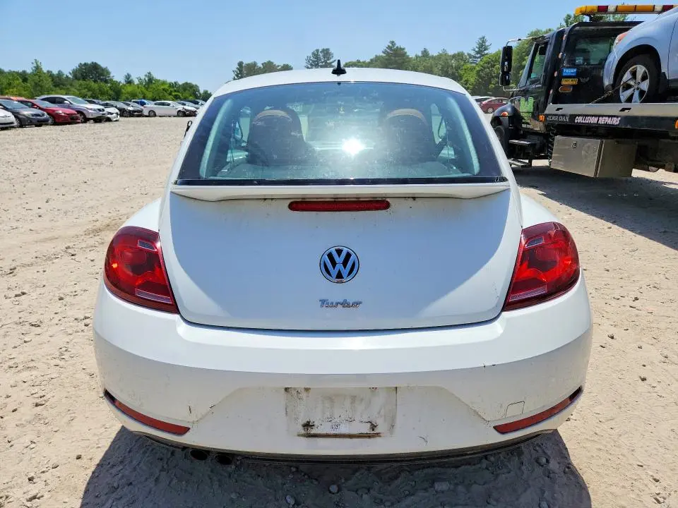 2017 VOLKSWAGEN BEETLE 1.8T  