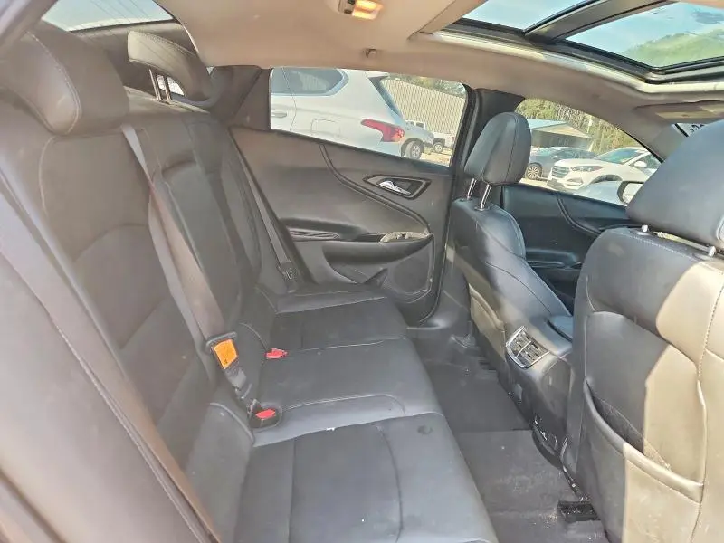 2017 CHEVROLET MALIBU LT  