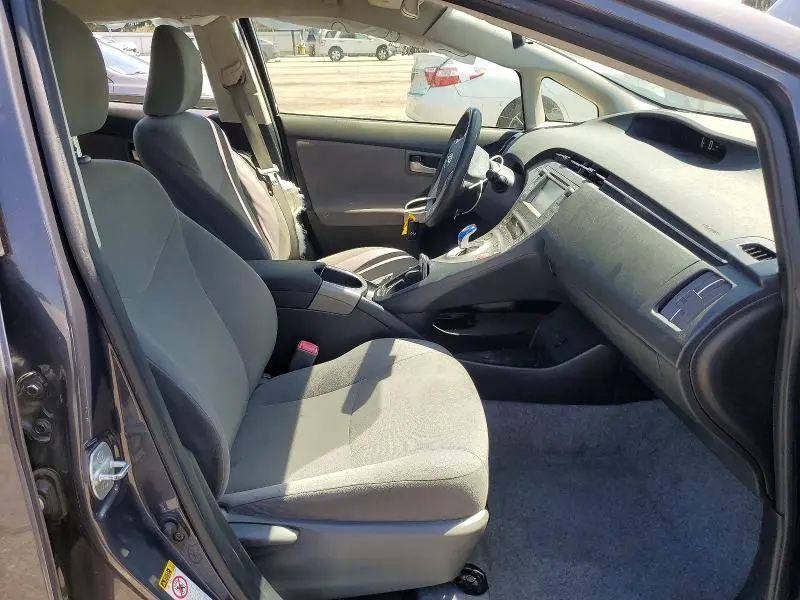 2012 TOYOTA PRIUS TWO  