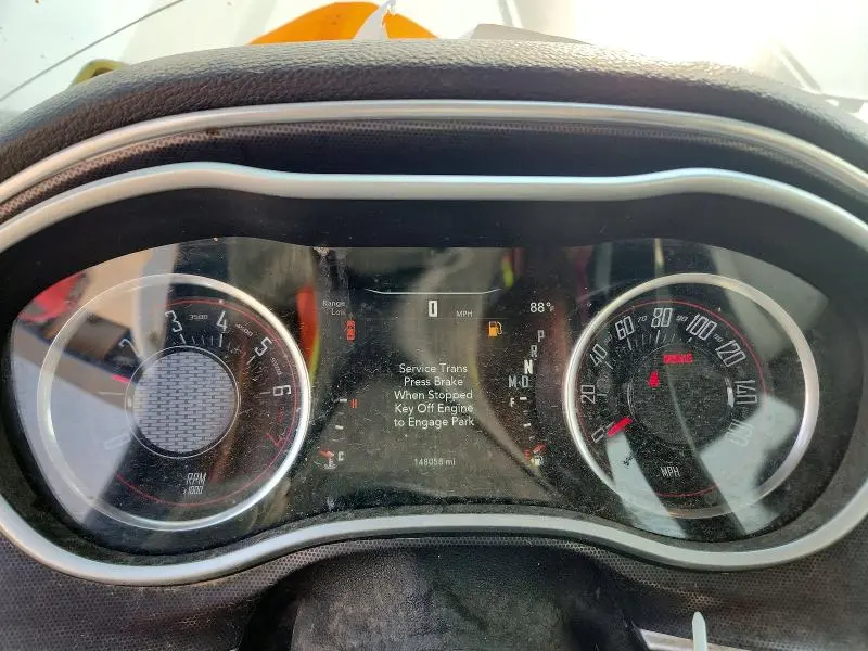 2016 DODGE CHALLENGER SXT  