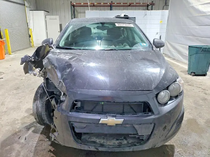 2016 CHEVROLET SONIC LT  