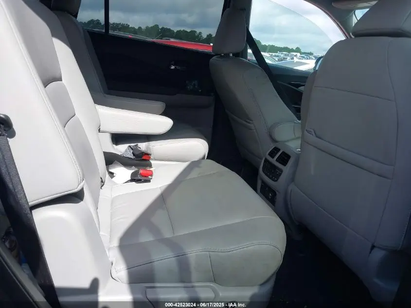 2022 HONDA PILOT 2WD TOURING 7 PASSENGER