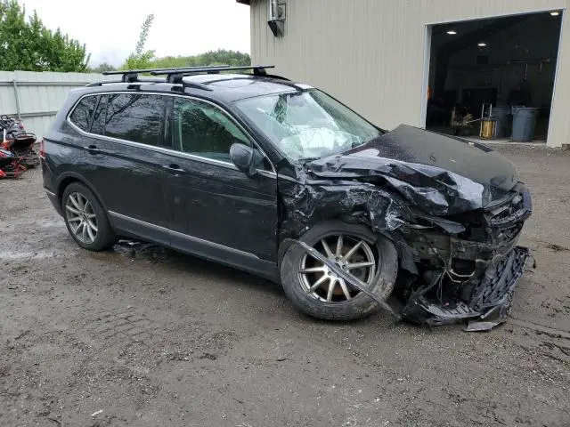 2020 VOLKSWAGEN TIGUAN SE  