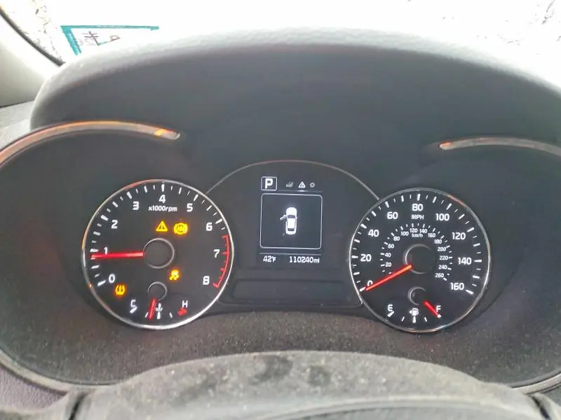 2017 KIA FORTE LX  
