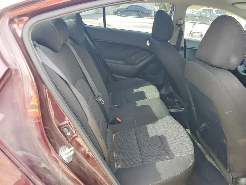 2018 KIA FORTE LX  