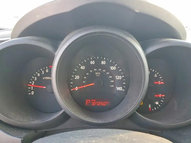 2010 KIA SOUL +  