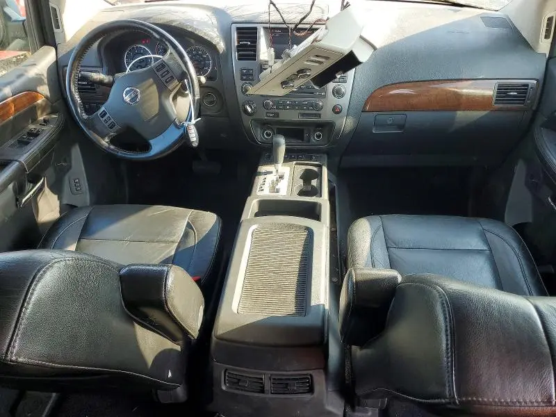 2010 NISSAN ARMADA SE  