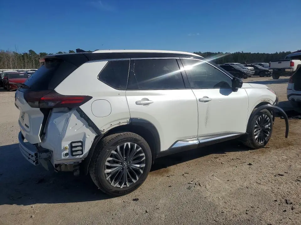 2024 NISSAN ROGUE PLATINUM  