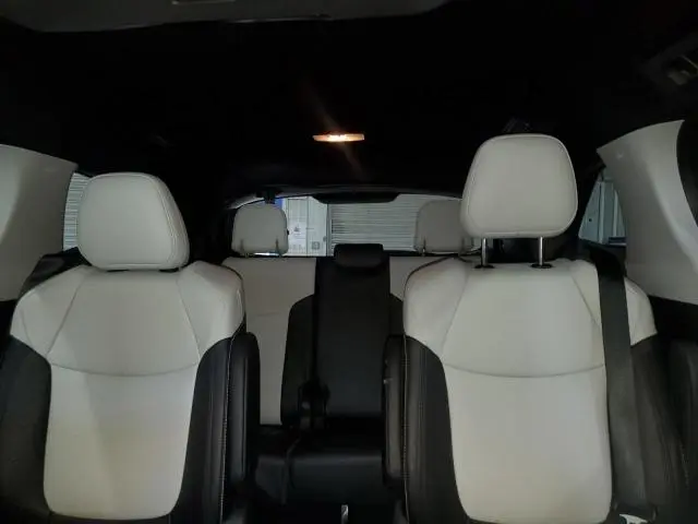 2025 TOYOTA SIENNA XSE  