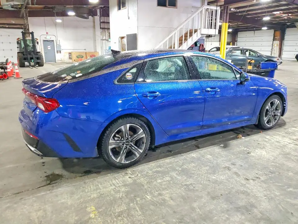 2022 KIA K5 EX  
