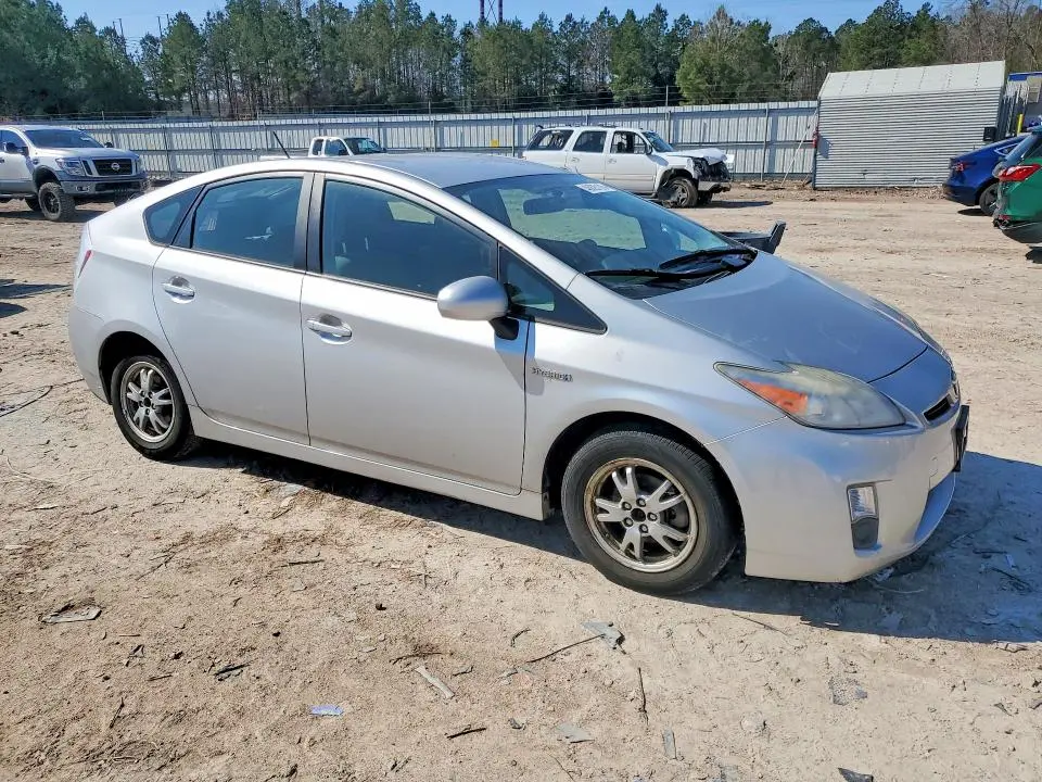 2010 TOYOTA PRIUS II  