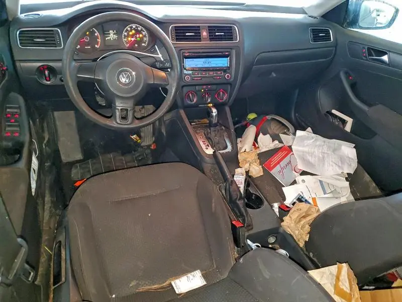 2011 VOLKSWAGEN JETTA BASE  