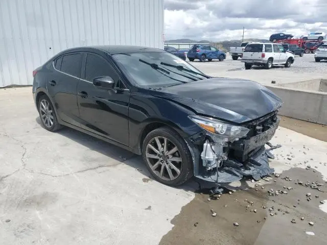 2018 MAZDA 3 TOURING