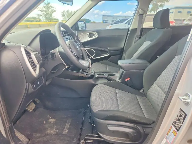 2020 KIA SOUL LX  