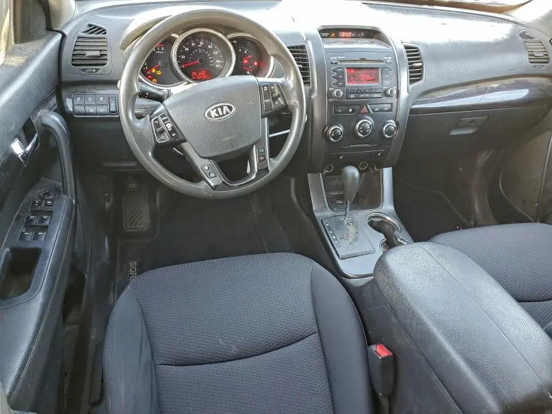 2012 KIA SORENTO BASE  