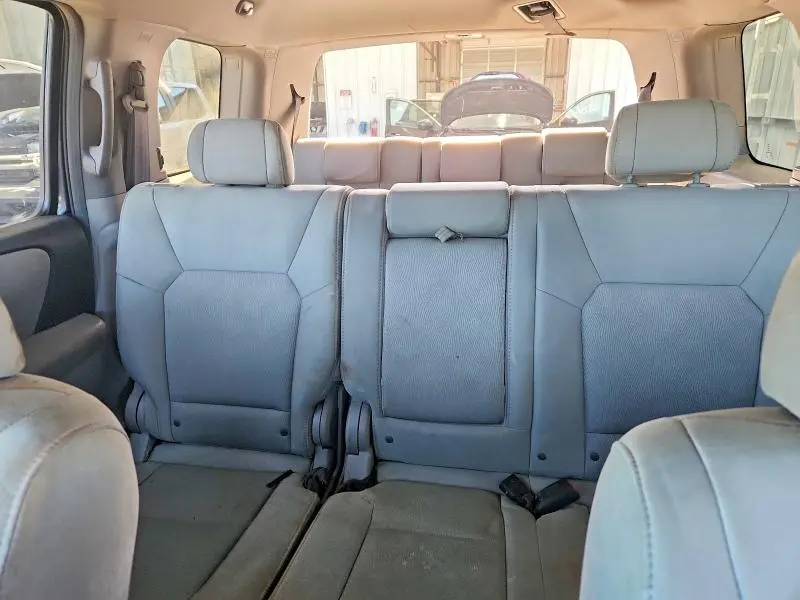 2011 HONDA PILOT LX  
