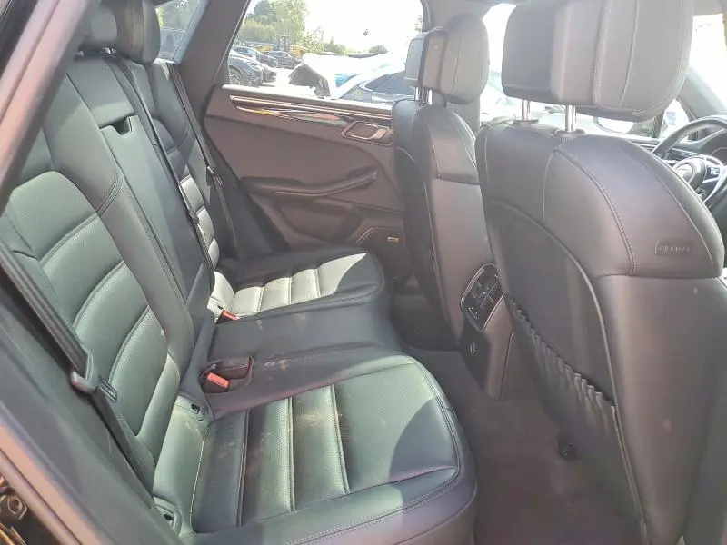 2019 PORSCHE MACAN S  