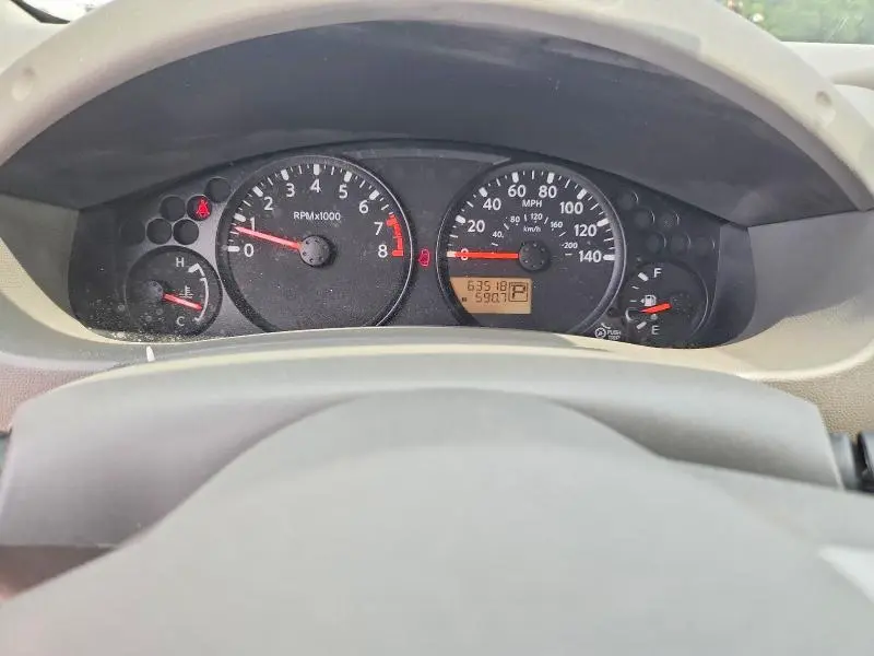 2021 NISSAN FRONTIER SV  