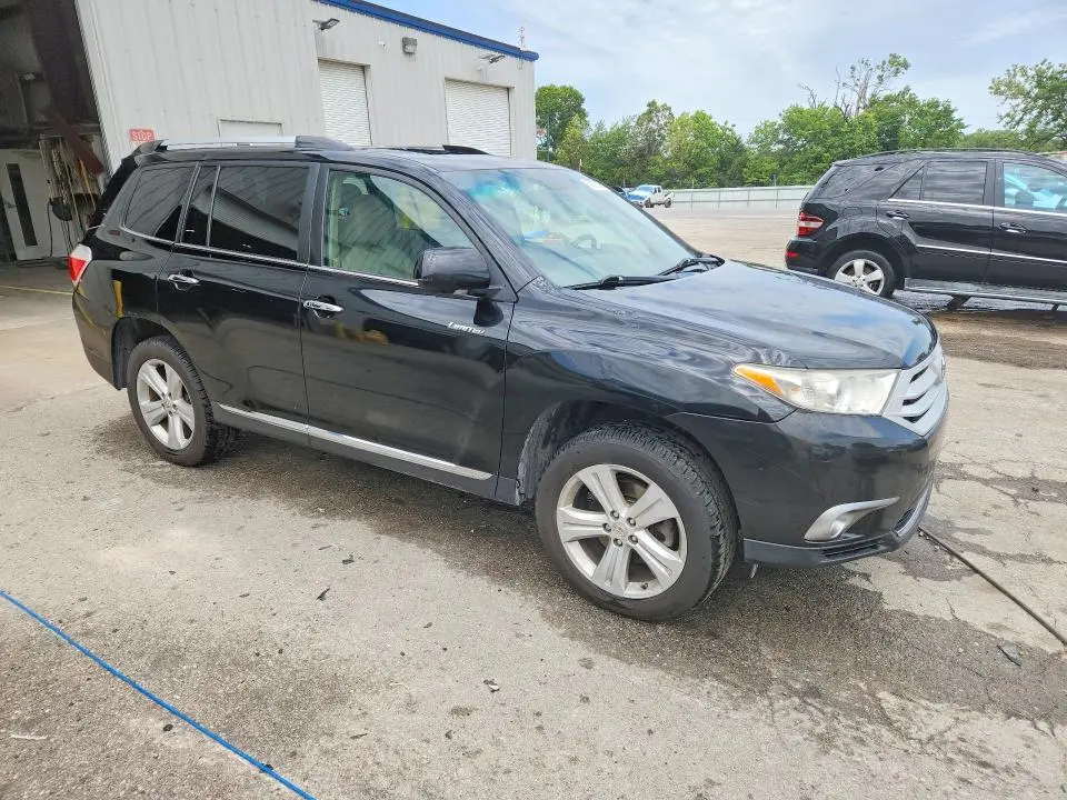 2011 TOYOTA HIGHLANDER LIMITED  