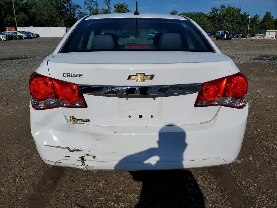 2011 CHEVROLET CRUZE LS  