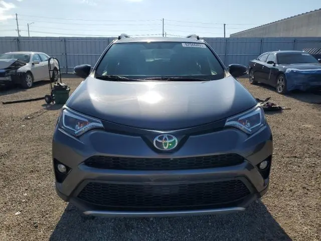2016 TOYOTA RAV4 SE  