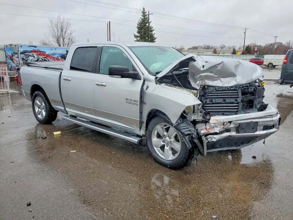 2014 RAM 1500 SLT  