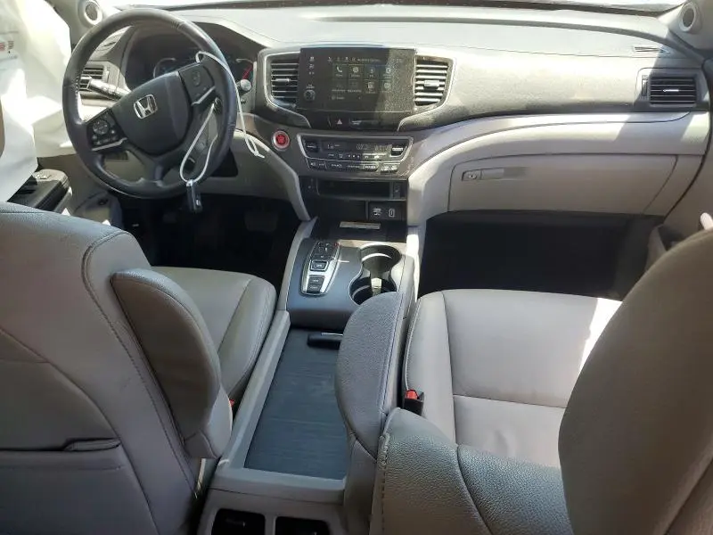 2022 HONDA PILOT SE  