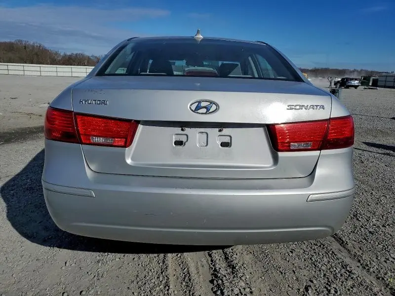 2010 HYUNDAI SONATA GLS  