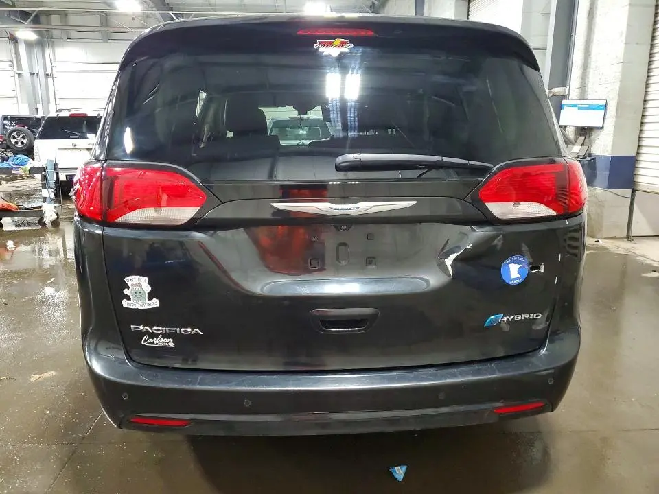 2018 CHRYSLER PACIFICA HYBRID TOURING L  